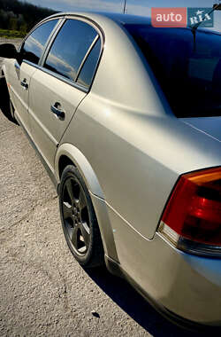Седан Opel Vectra 2003 в 