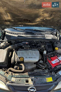 Седан Opel Vectra 1999 в 