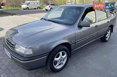 Седан Opel Vectra 1989 в 