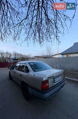 Седан Opel Vectra 1989 в 