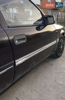 Седан Opel Vectra 1992 в 