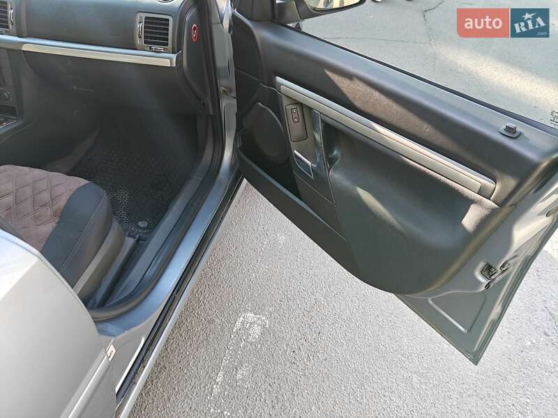 Седан Opel Vectra 2007 в Запорожье