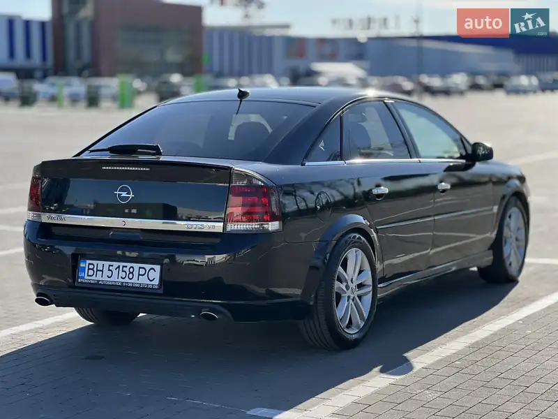 Лифтбек Opel Vectra 2006 в 