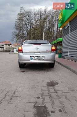Седан Opel Vectra 2005 в 