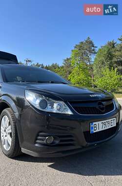 Ліфтбек Opel Vectra 2006 в Горішніх Плавнях
