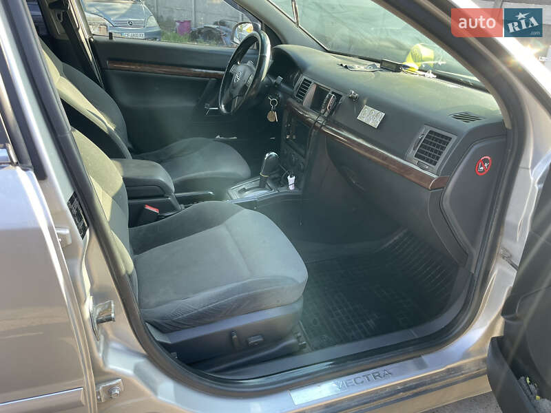 Седан Opel Vectra 2004 в Новоселиці фото 12 Седан Opel Vectra 2004 в Новоселиці