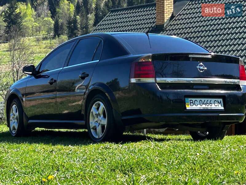Седан Opel Vectra 2007 в Бориславе