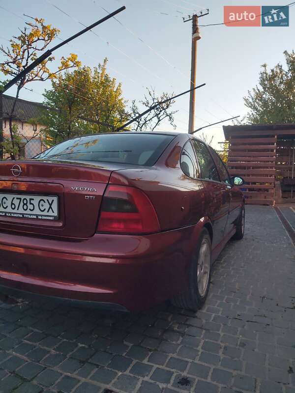 Седан Opel Vectra 2001 в Львові