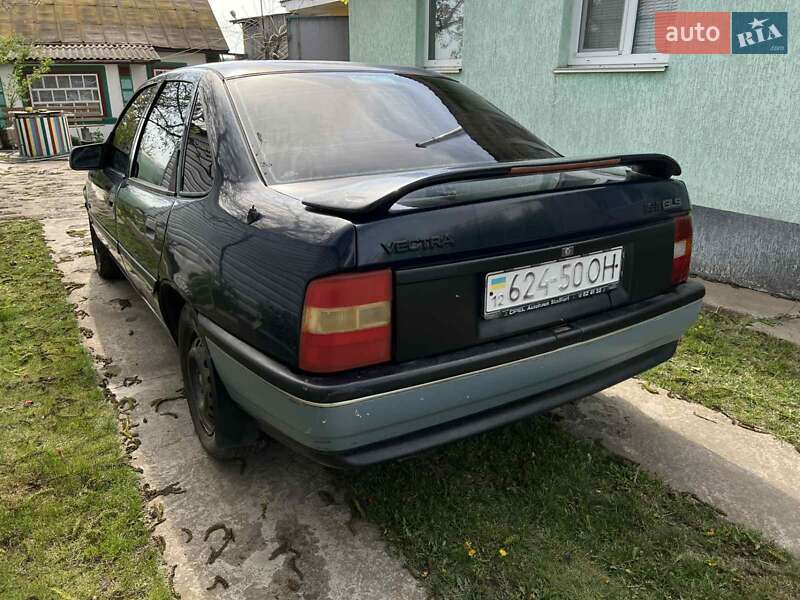 Седан Opel Vectra 1991 в Благовіщенську