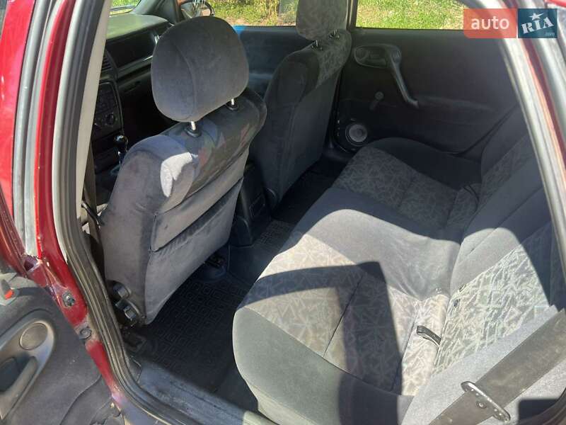 Седан Opel Vectra 1996 в Рівному