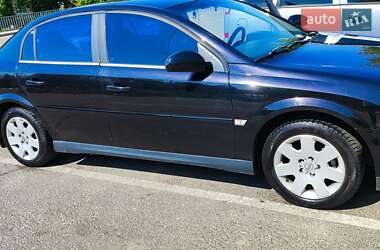 Седан Opel Vectra 2004 в 