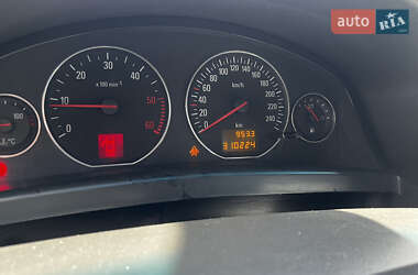 Лифтбек Opel Vectra 2003 в 