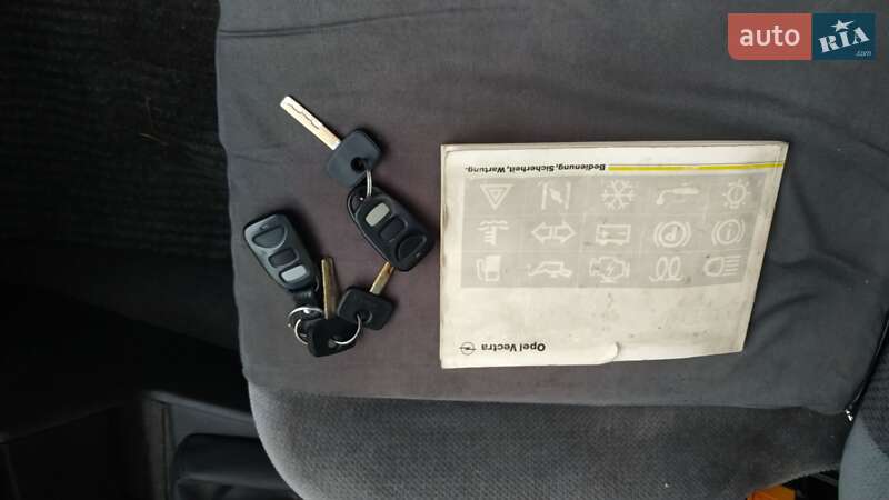 Седан Opel Vectra 1994 в Каменке-Бугской