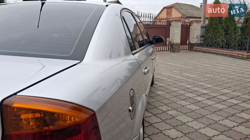 Седан Opel Vectra 2006 в Чечельнике