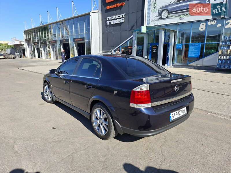 Седан Opel Vectra 2004 в Миколаєві