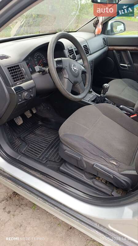 Седан Opel Vectra 2002 в Новомосковську