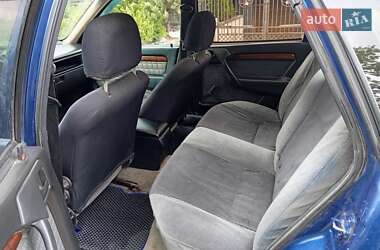 Седан Opel Vectra 1992 в 