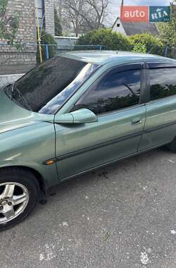 Лифтбек Opel Vectra 1999 в 