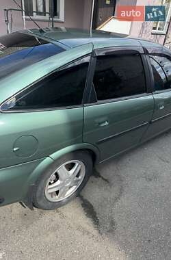 Лифтбек Opel Vectra 1999 в 