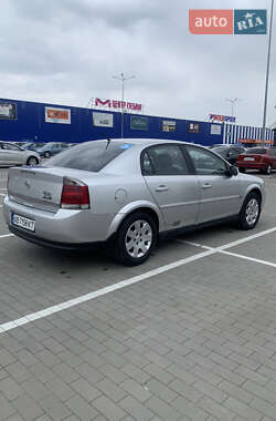 Седан Opel Vectra 2005 в 