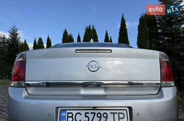 Седан Opel Vectra 2005 в 