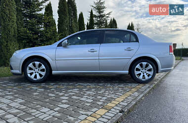 Седан Opel Vectra 2005 в 