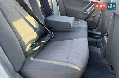 Седан Opel Vectra 2005 в 