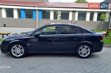 Лифтбек Opel Vectra 2003 в 