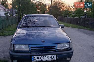Седан Opel Vectra 1990 в Каневі