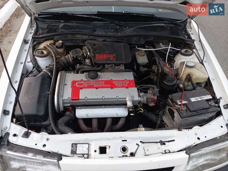 Седан Opel Vectra 1990 в Боярці