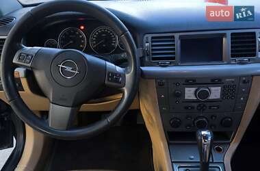 Седан Opel Vectra 2006 в 