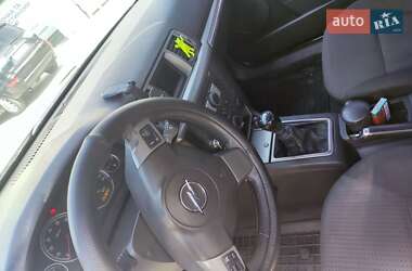 Седан Opel Vectra 2006 в 