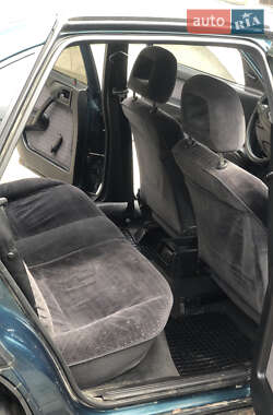 Седан Opel Vectra 1995 в 
