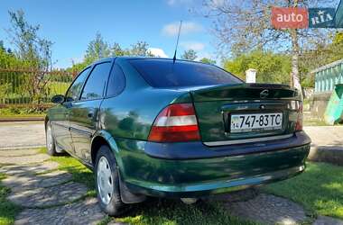 Седан Opel Vectra 1996 в 