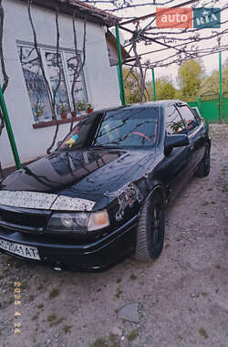 Седан Opel Vectra 1993 в 