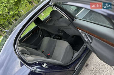 Седан Opel Vectra 2004 в 