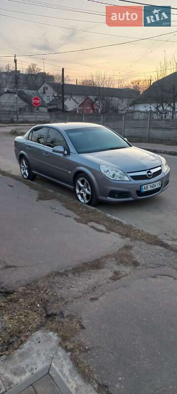 Седан Opel Vectra 2006 в 