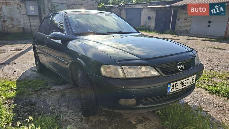 Седан Opel Vectra 1997 в 