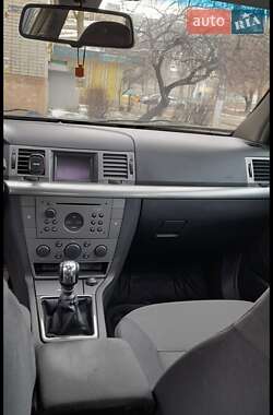 Лифтбек Opel Vectra 2003 в Каменском