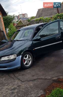 Седан Opel Vectra 1998 в 