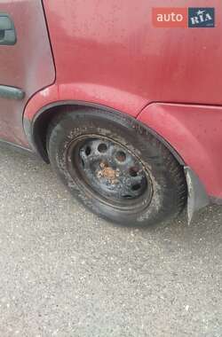 Седан Opel Vectra 1996 в 
