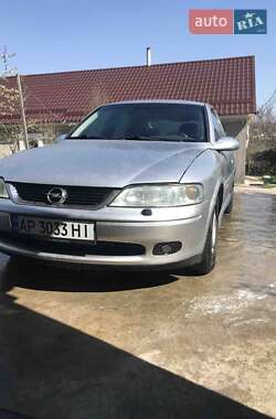 Лифтбек Opel Vectra 1999 в Запорожье