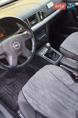Седан Opel Vectra 2003 в 