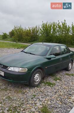Седан Opel Vectra 1996 в 
