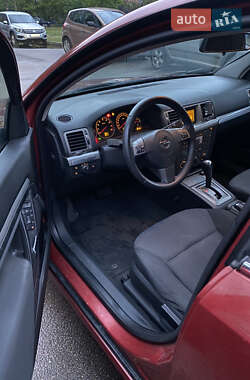 Седан Opel Vectra 2006 в 