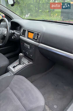 Седан Opel Vectra 2006 в 