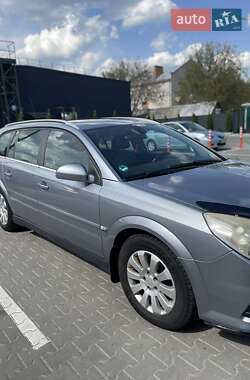 Универсал Opel Vectra 2005 в 