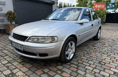 Седан Opel Vectra 1998 в Новом Буге