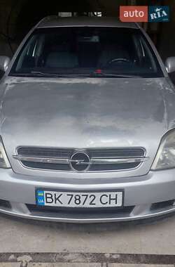 Универсал Opel Vectra 2004 в Гоще