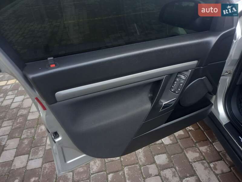 Универсал Opel Vectra 2007 в Теофиполе